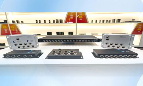 宇航工業交換機·M12系列-三層管理型